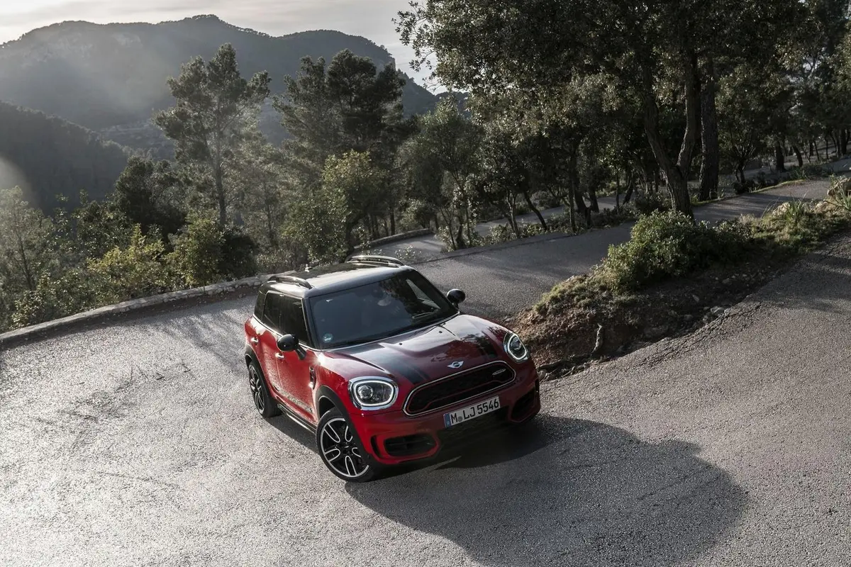 MINI JCW COUNTRYMAN