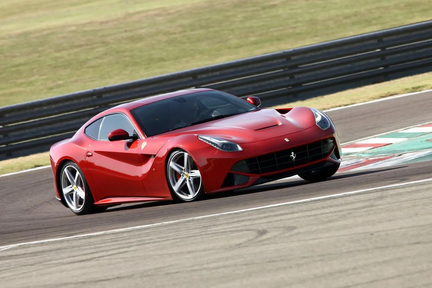 F12berlinetta