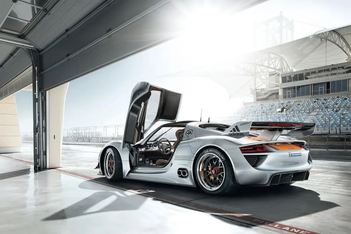 918 Spyder