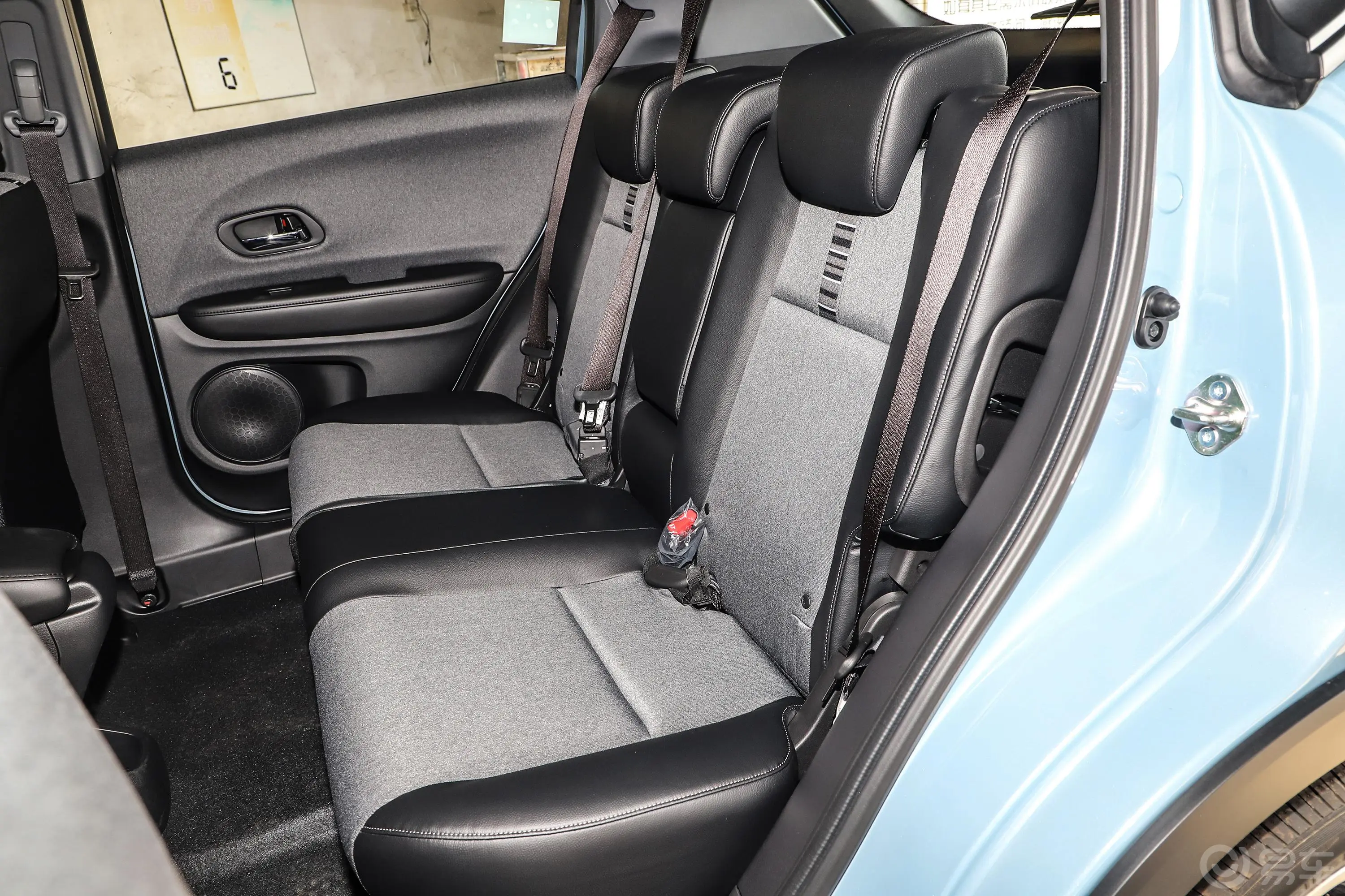 本田XR-V1.5L CVT 舒适版后排座椅