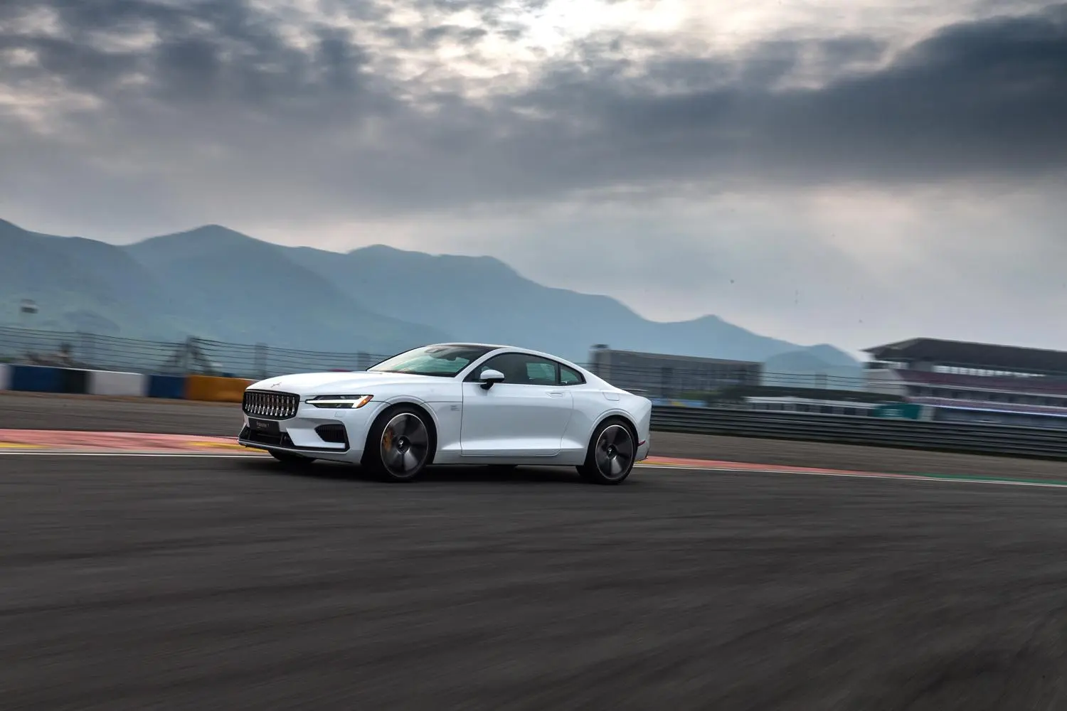 Polestar 1