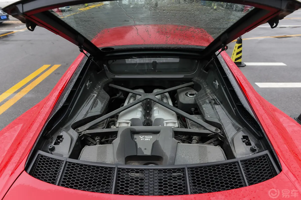 奥迪R8V10 Coupe Performance外观