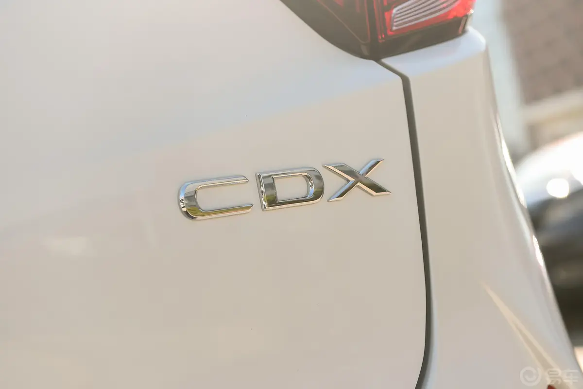讴歌CDX1.5T 两驱 畅享Plus版外观