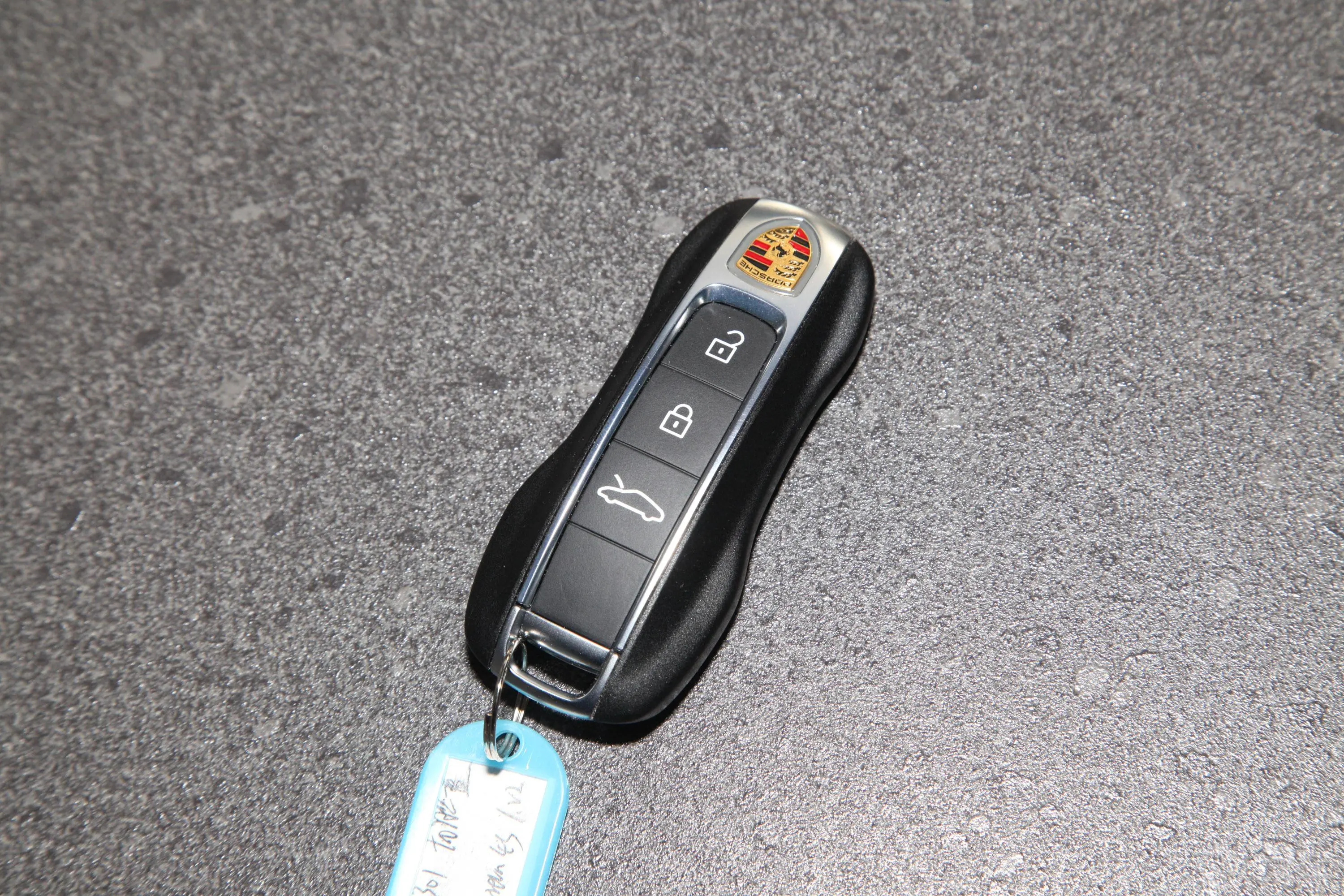 保时捷911Carrera 4S 3.0T钥匙正面