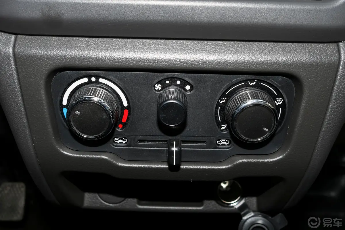 跨越王X1载货汽车N1 1.2L 单排单后轮 标准版 SC1031XND61 汽油 国VI空调