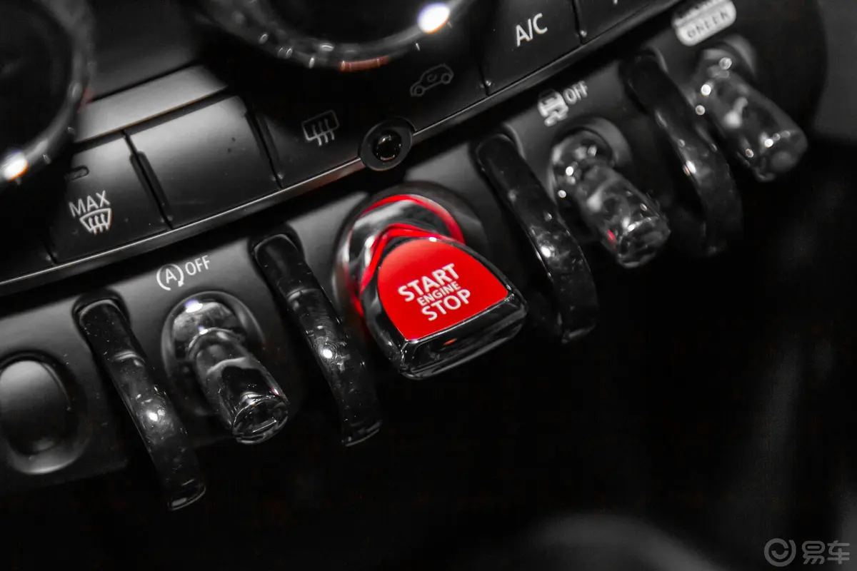 MINI1.5T COOPER 赛车手钥匙孔或一键启动按键