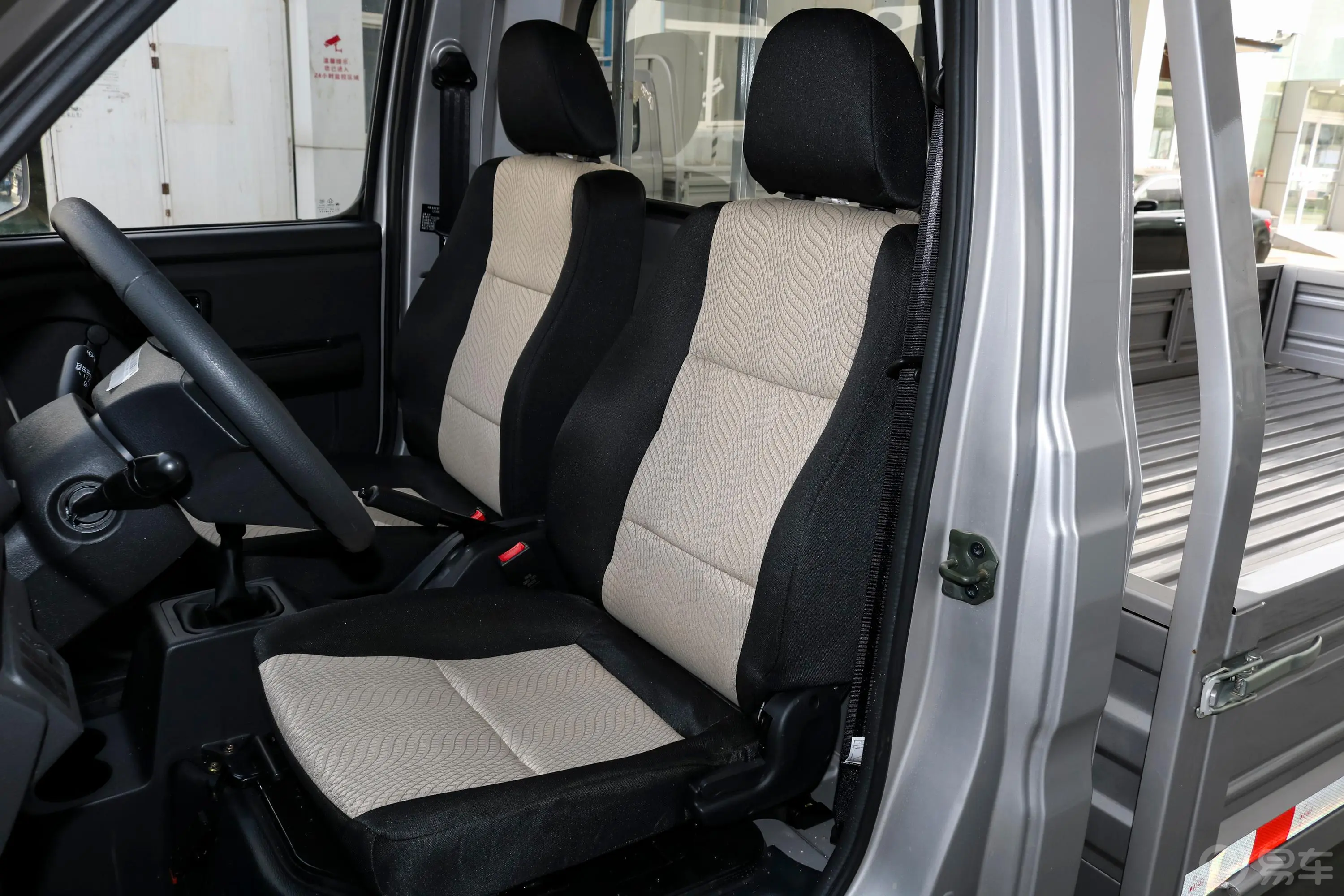 跨越王X1载货汽车N1 1.2L 单排单后轮 标准版 SC1031XDD61 汽油 国VI驾驶员座椅