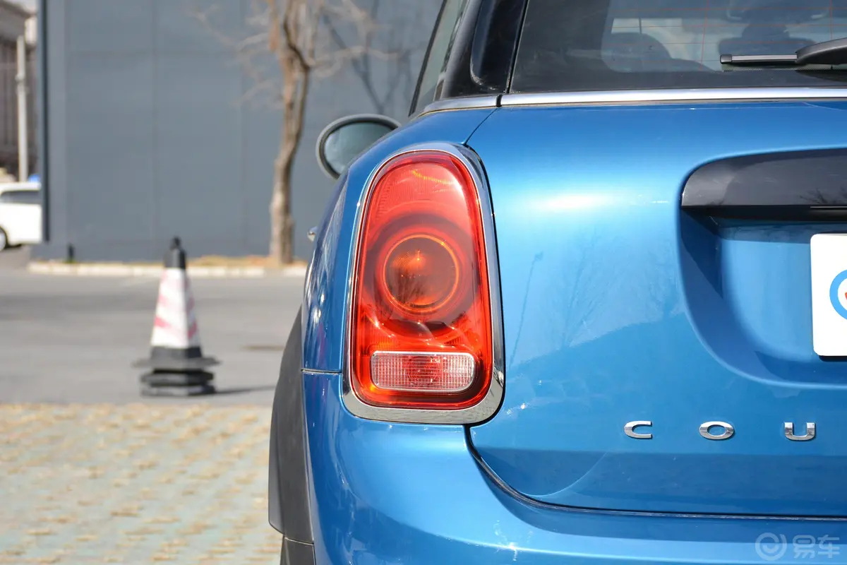 MINI COUNTRYMAN1.5T COOPER ALL4 极地版外观