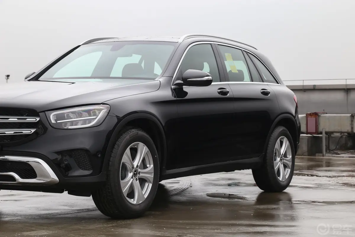 奔驰GLC改款 GLC 260 L 4MATIC 动感型外观