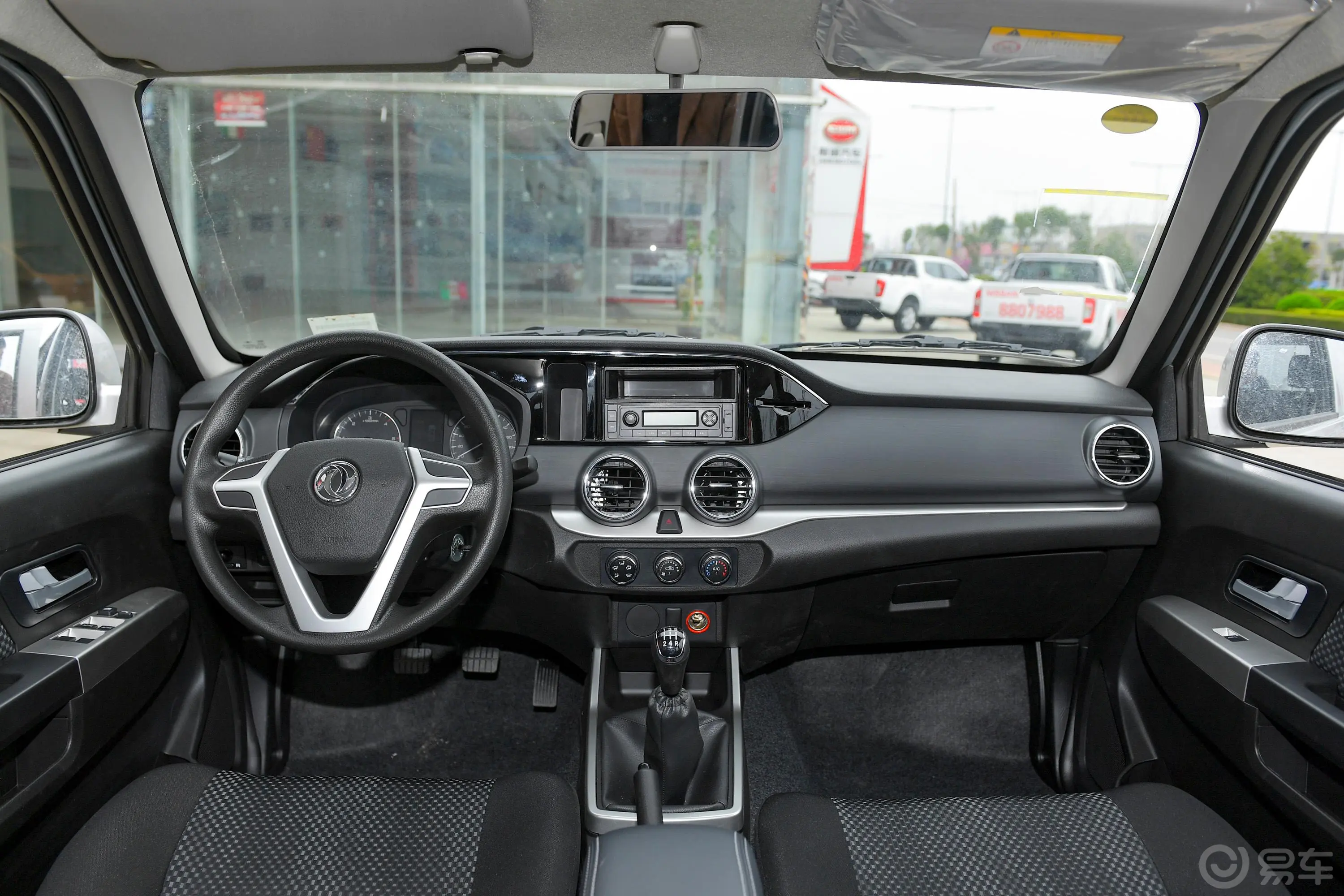 锐骐标箱 2.4L 手动 两驱 标准版 汽油 国VI车窗调节整体