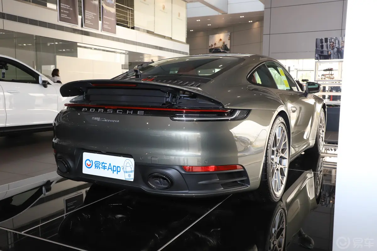 保时捷911Carrera 3.0T外观