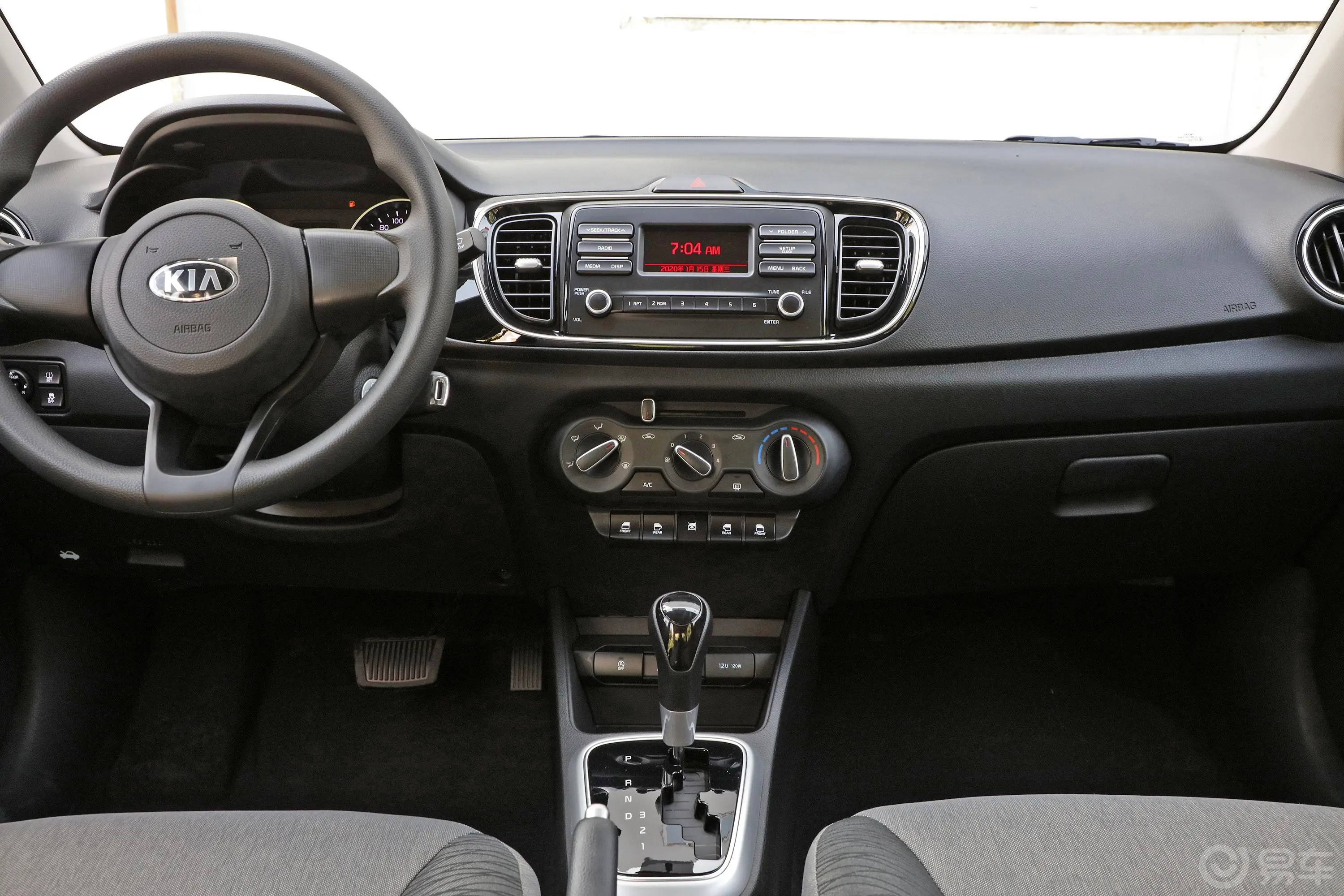 焕驰1.4L 自动 舒适天窗版中控台整体
