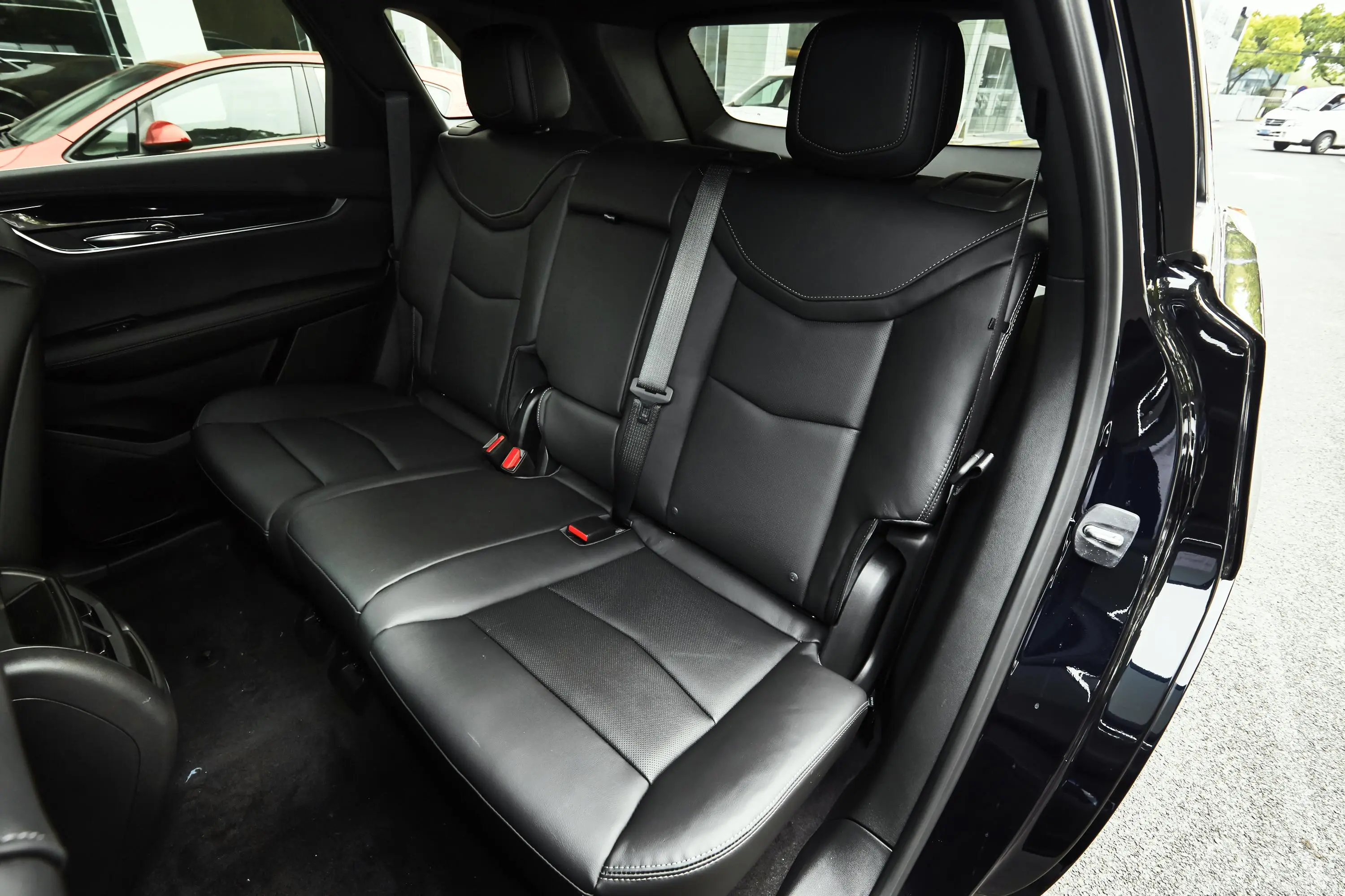 凯迪拉克XT5改款 28T 两驱 豪华型后排座椅