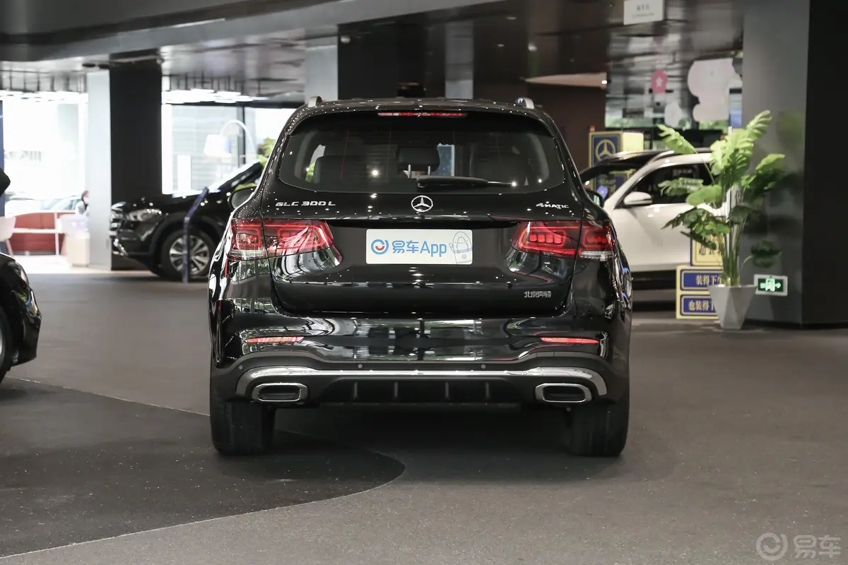 奔驰GLC改款 GLC 300 L 4MATIC 豪华型外观