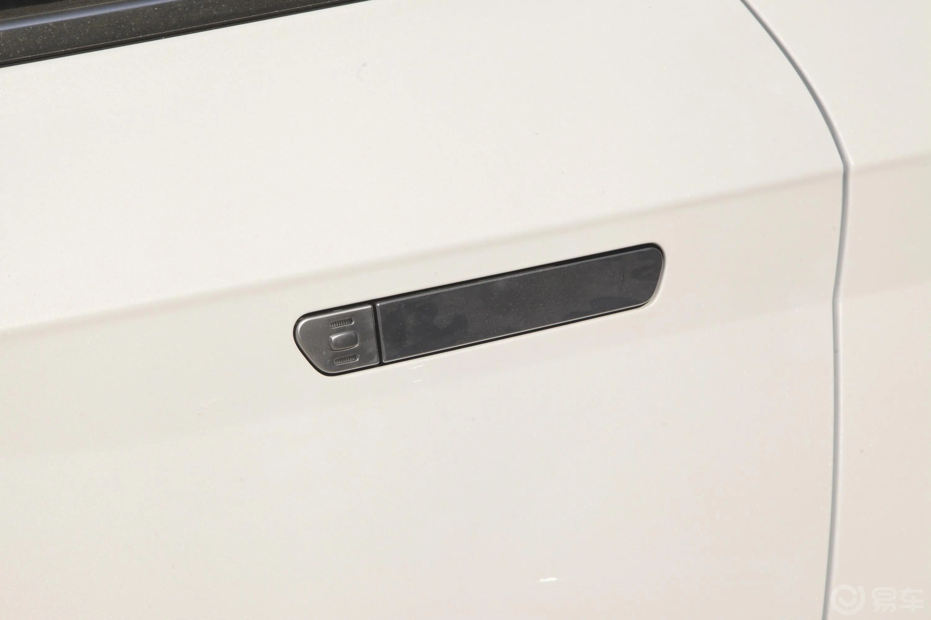 威马EX5EX5-Z Fun动感版驾驶员侧后门把手