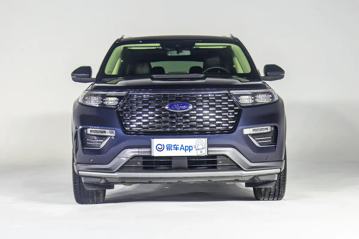 探险者EcoBoost 285 四驱铂金版 6座正前水平