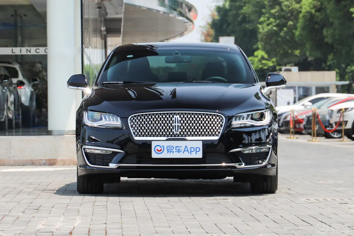 林肯MKZ2.0T 尊享版 国VI正前水平