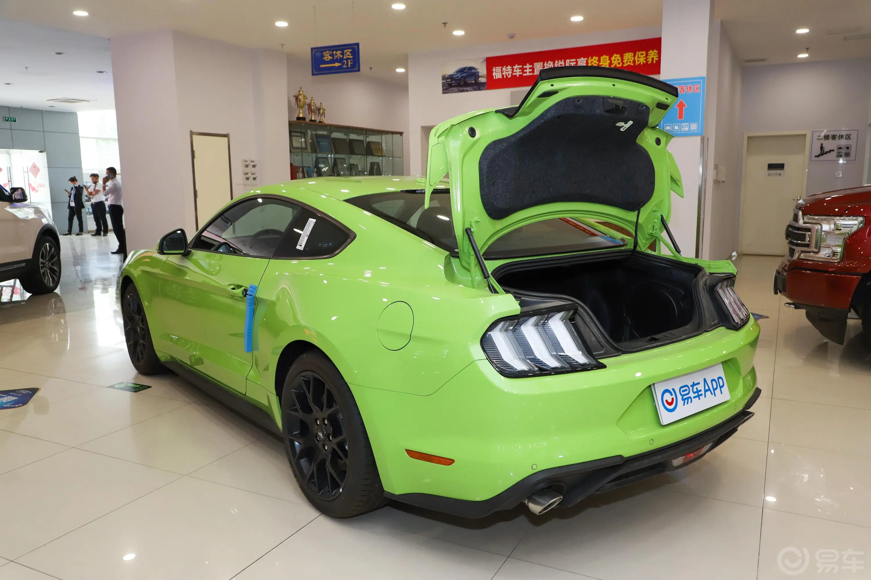 Mustang2.3L EcoBoost 驰影性能进阶版空间