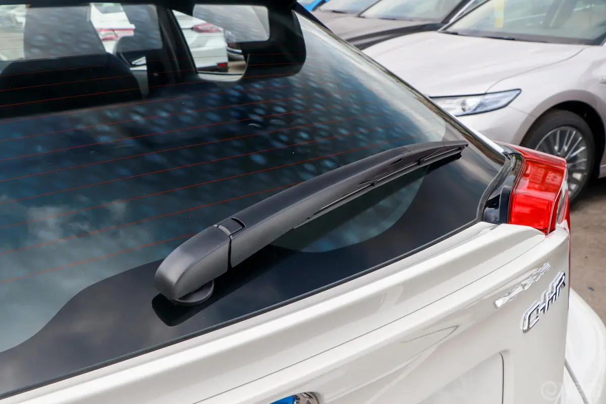 丰田C-HR EV豪华天窗版外观细节