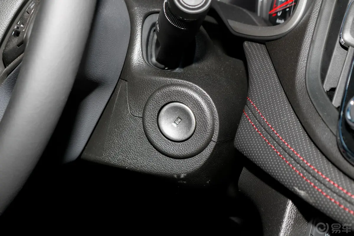 科鲁泽轻混 RS 330T 手自一体 畅快版钥匙孔或一键启动按键
