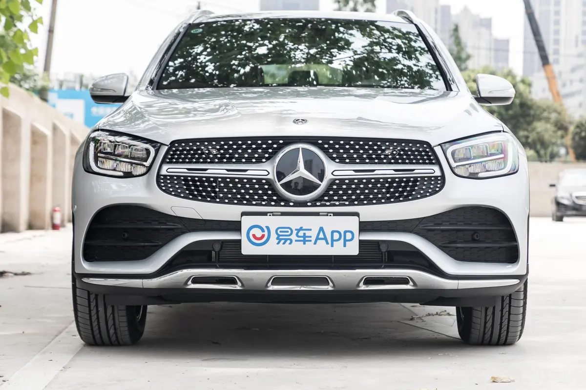 奔驰GLC改款 GLC 300 L 4MATIC 动感型外观