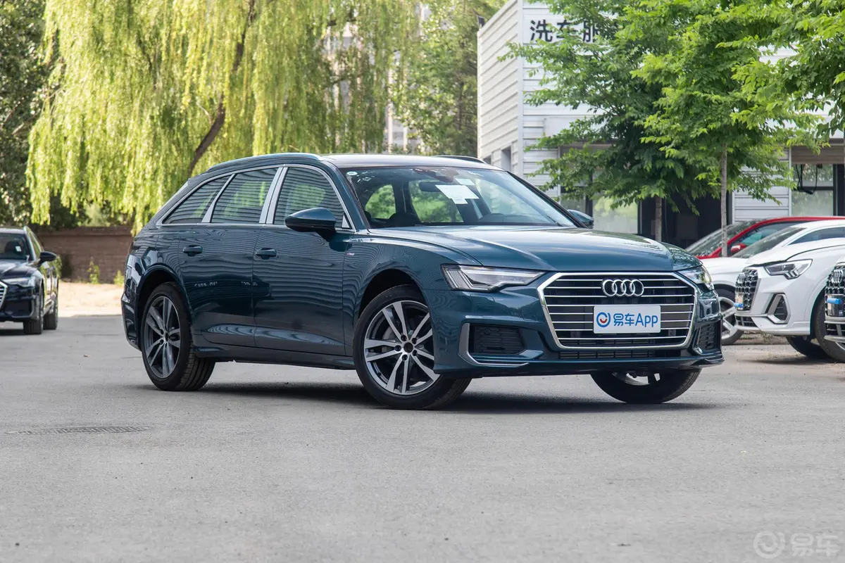 奥迪A6Avant 先锋派 45 TFSI 臻选动感型外观