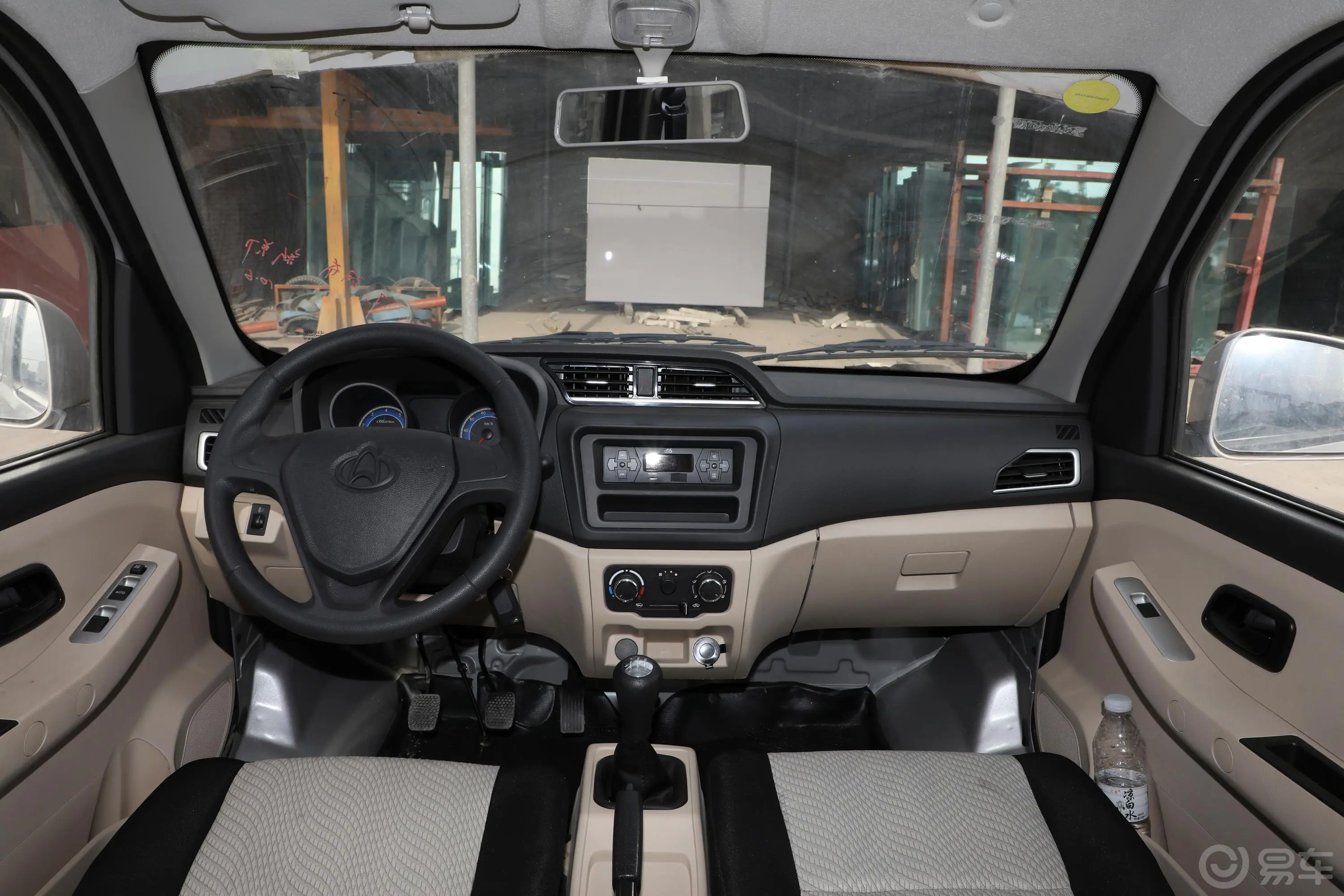 跨越王X1载货汽车N1 1.2L 双排单后轮 标准版 SC1031XDS61 汽油 国VI车窗调节整体