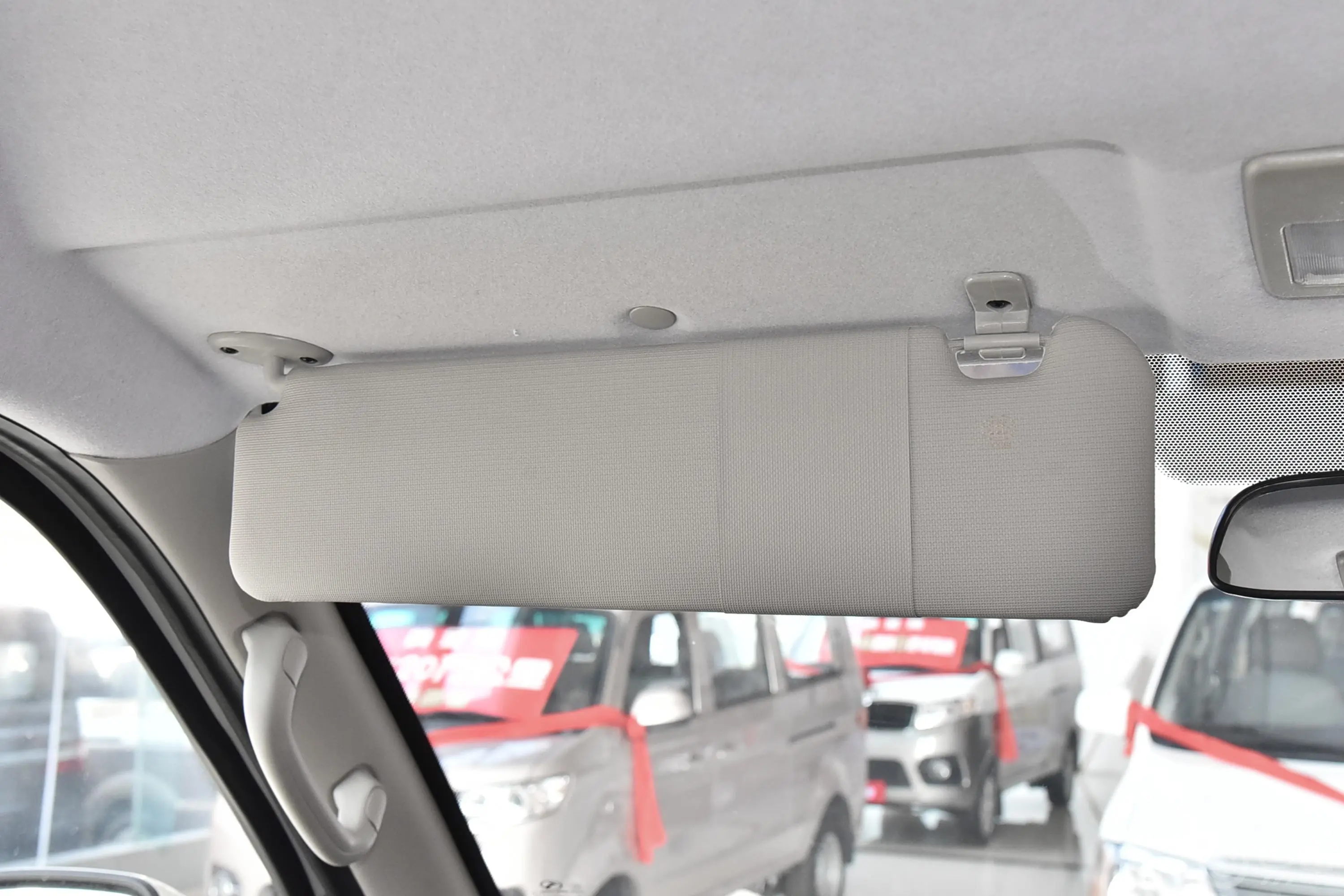 凯锐浩克V22 2.2L 手动 平顶标准型 6-9座 国V内饰