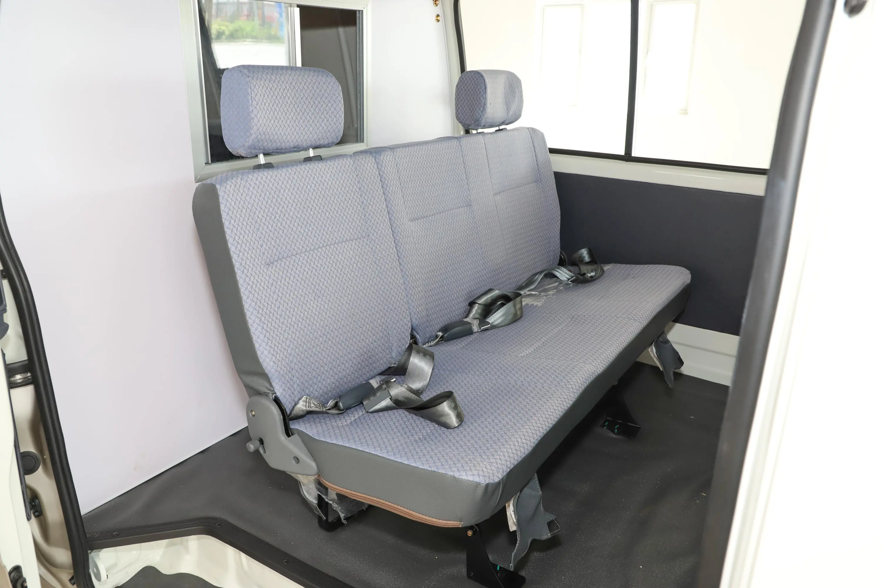 金威1.8L 手动 柳机厢货系列 2/5座后排座椅