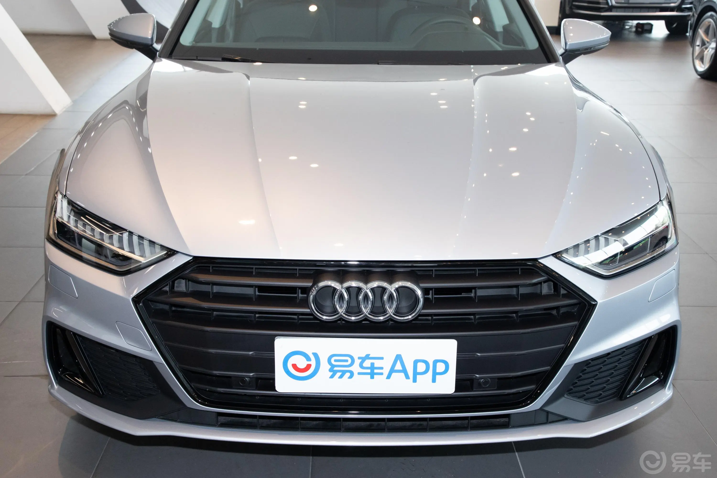 奥迪A740 TFSI 豪华型外观