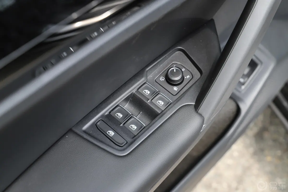 探岳GTE 插电混动改款 1.4T 双离合 豪华型车窗调节整体