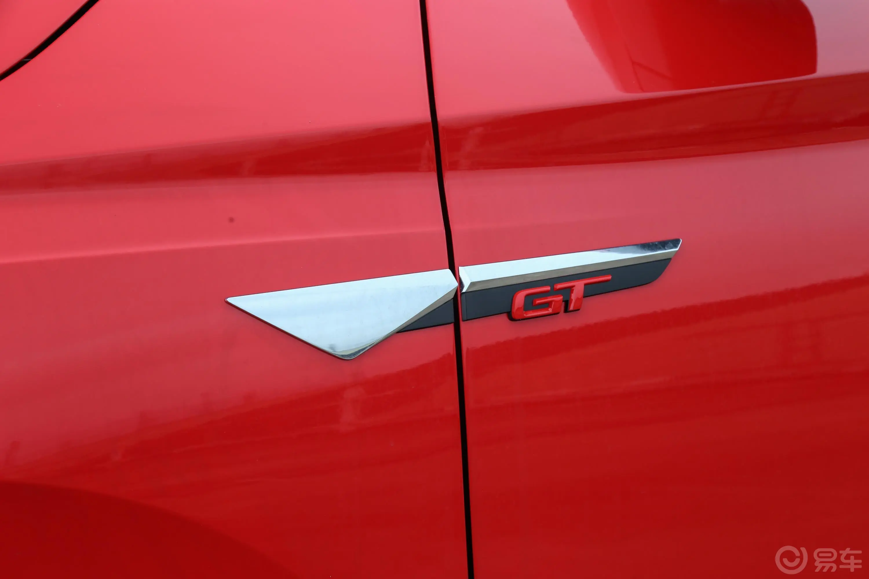 柯米克改款 GT 1.5L 手自一体 旗舰版外观