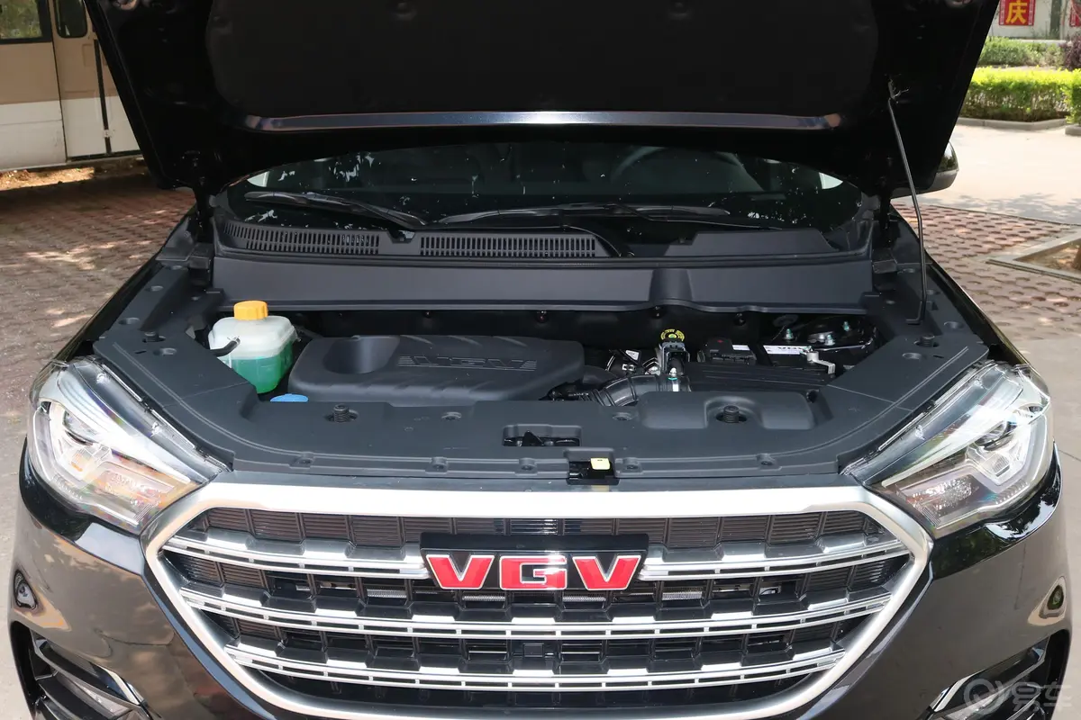 VGV U70改款 1.5T 手自一体 智享精英版发动机舱整体