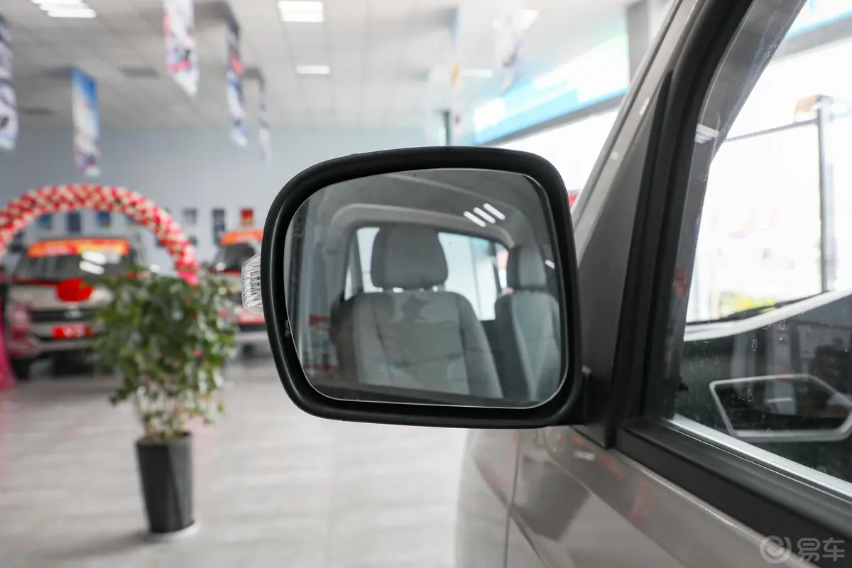 新豹T5载货汽车N1 1.6L 单排双后轮 舒适版(5.3米长)SC1031NGD62CNG 天然气 国Ⅵ后视镜镜面