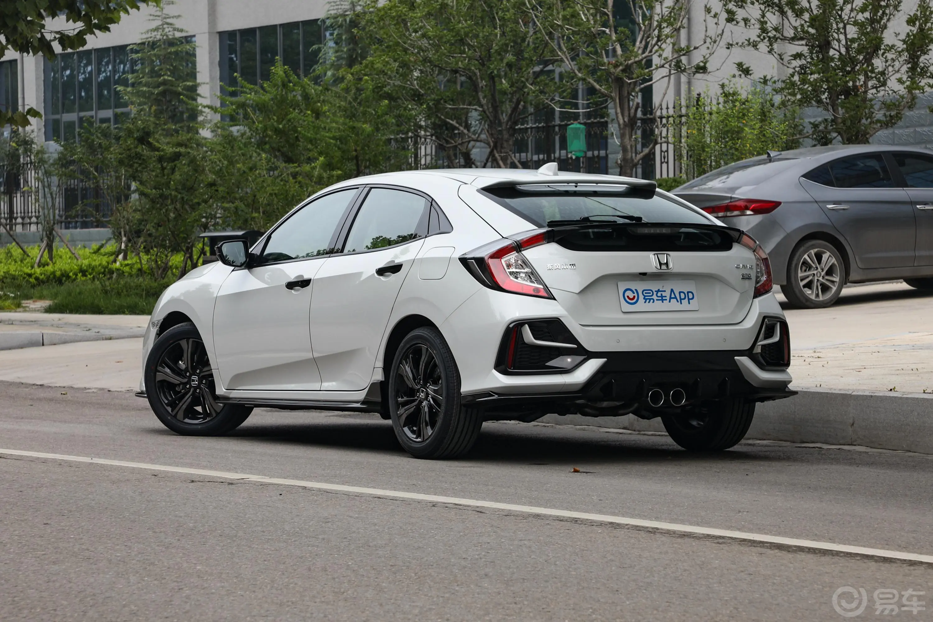 思域HATCHBACK 220TURBO CVT 潮酷控外观