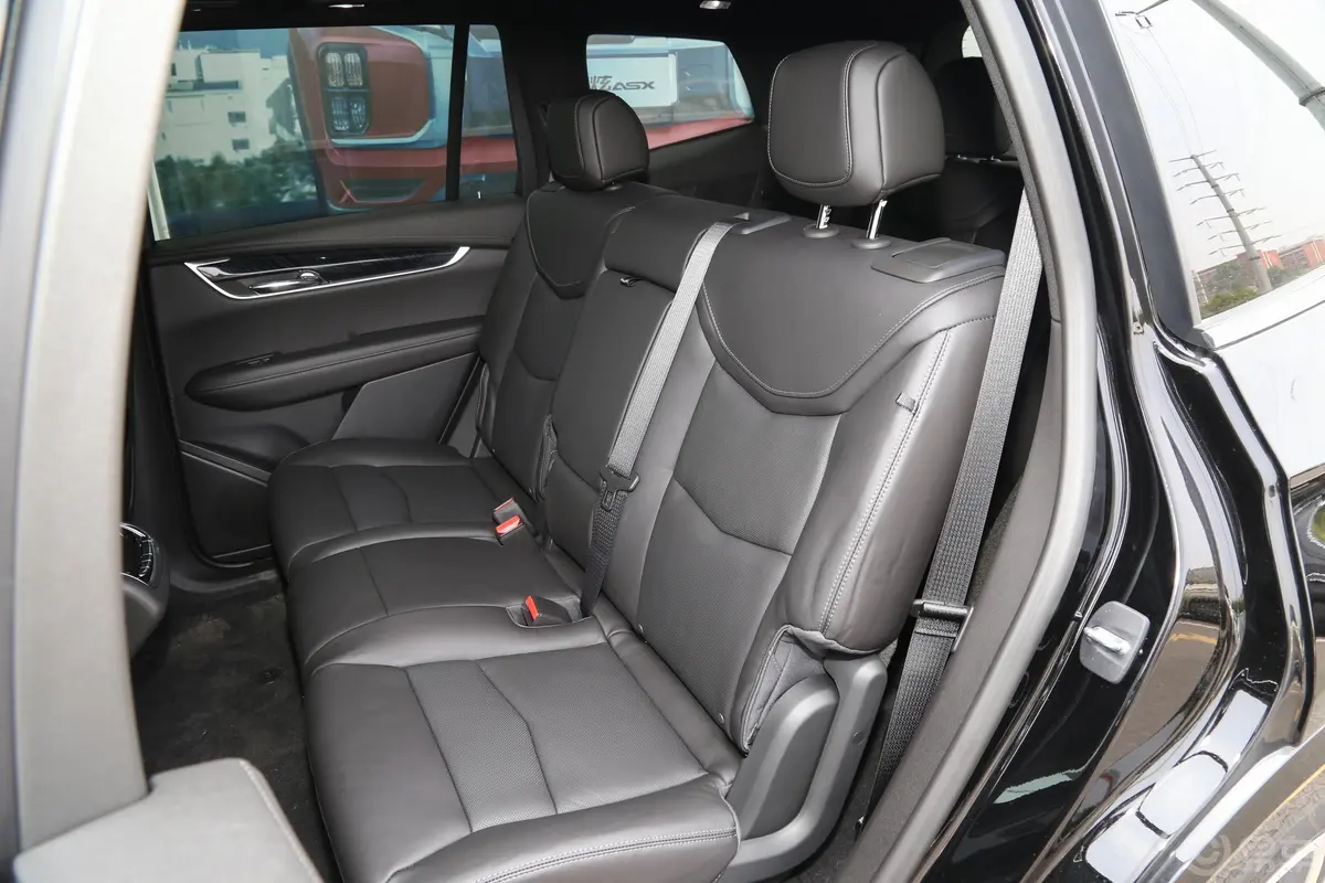 凯迪拉克XT6改款 28T 两驱 豪华型 7座后排座椅