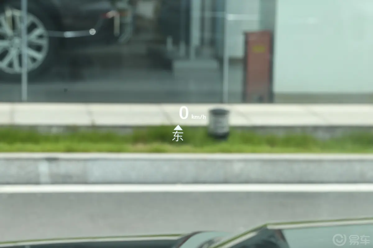 凯迪拉克XT4改款 28T 四驱 铂金运动版内饰