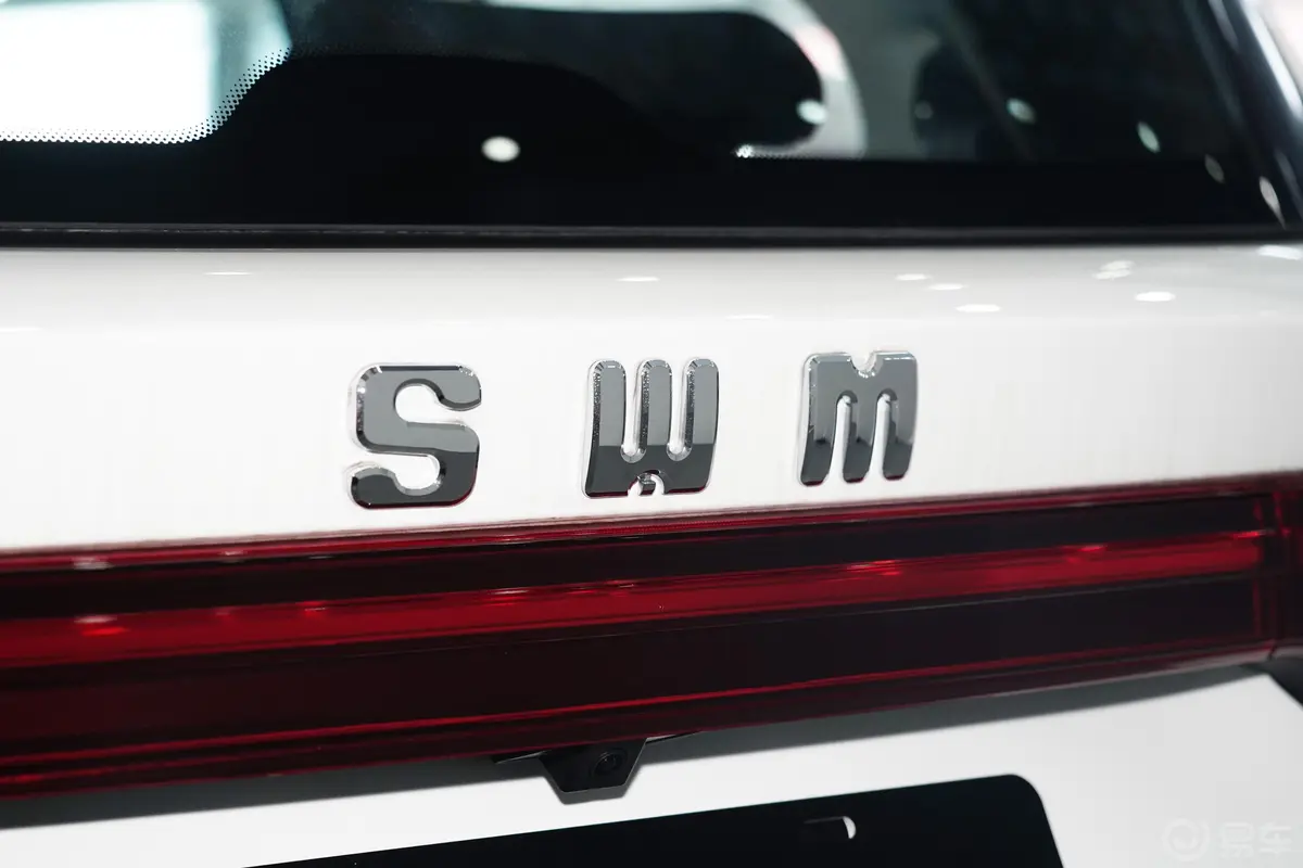 SWM斯威G052.0L 手动 标准型外观