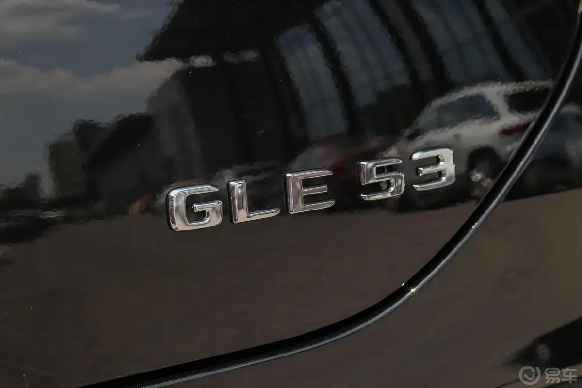 奔驰GLE轿跑 AMGAMG GLE 53 4MATIC+ 轿跑SUV外观
