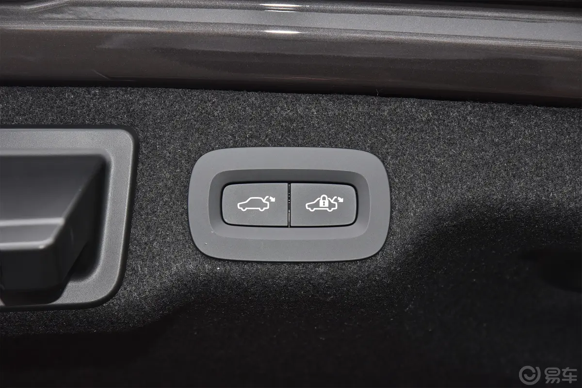 沃尔沃S90B5 智雅豪华版电动尾门按键（手动扶手）