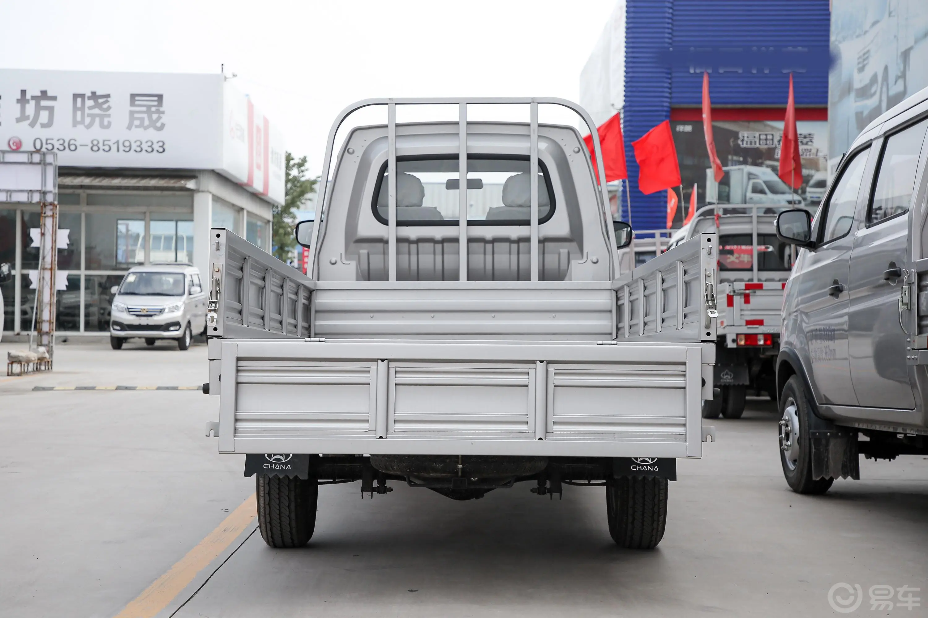 新豹T5载货汽车N1 1.5L 单排单后轮 标准版(5.3米长)SC1031NGD6A2 汽油 国Ⅵ空间