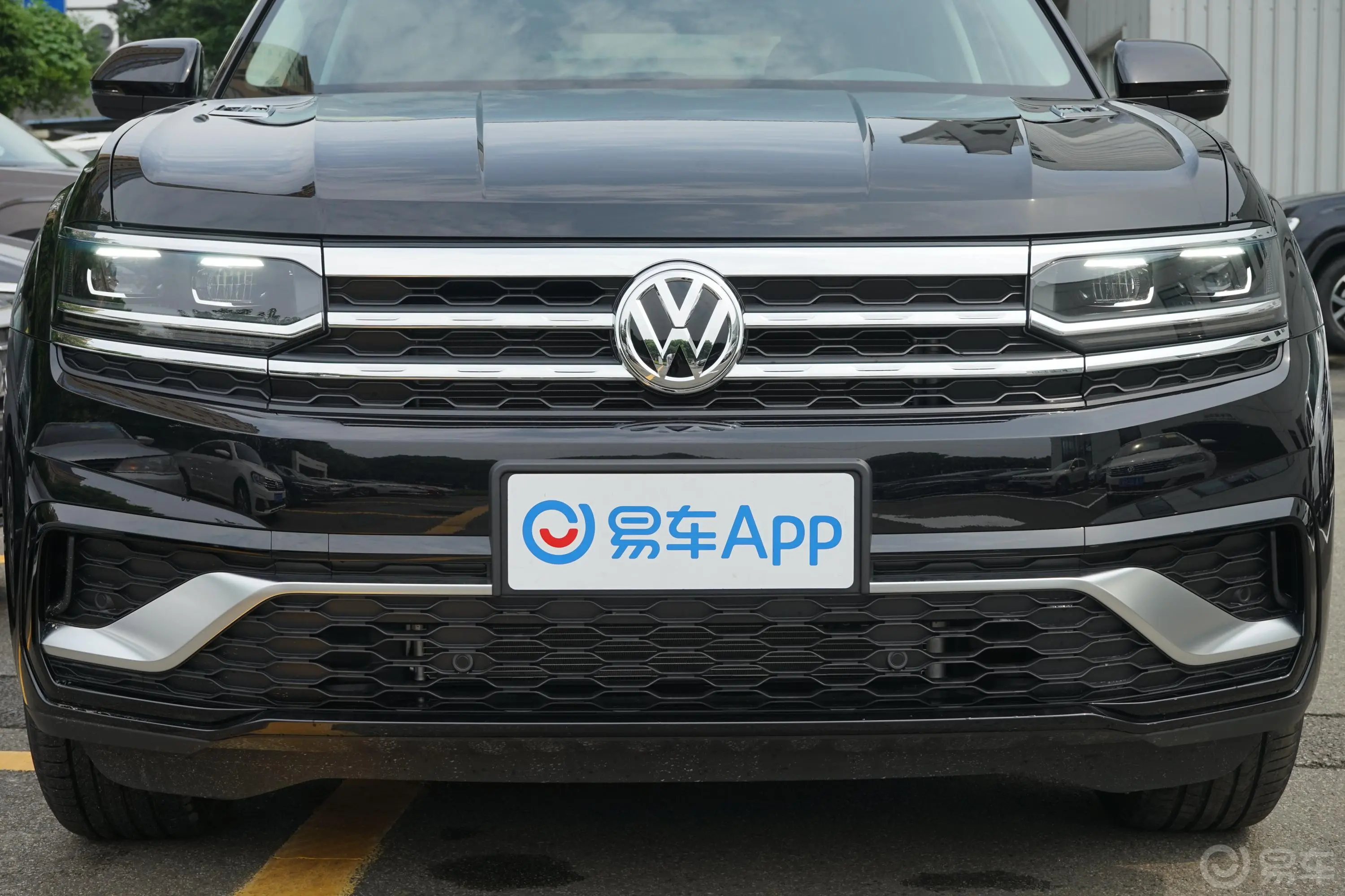 途昂途昂X 改款 330TSI 两驱 豪华版外观