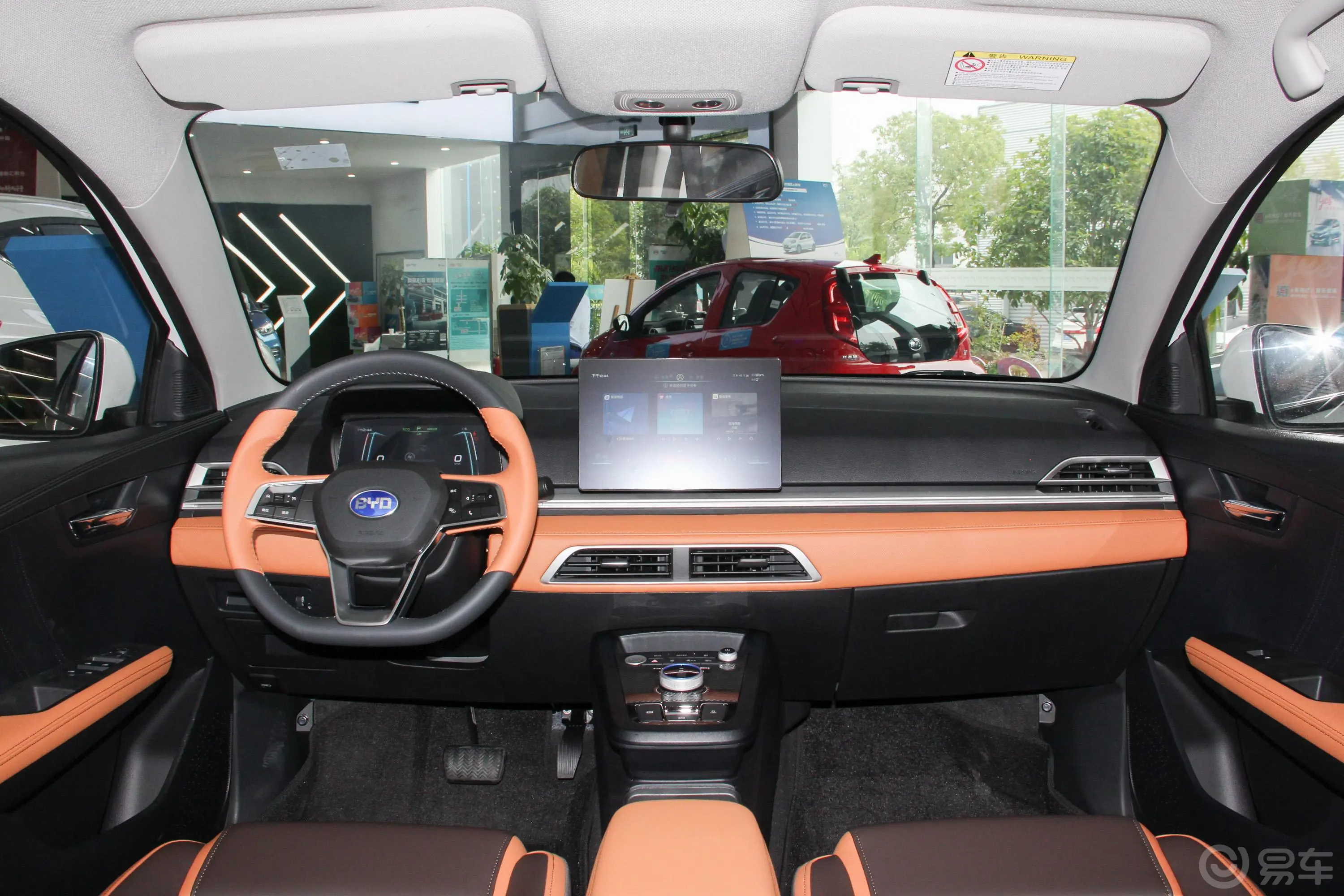 比亚迪e3升级版 高续航版 豪华型车窗调节整体