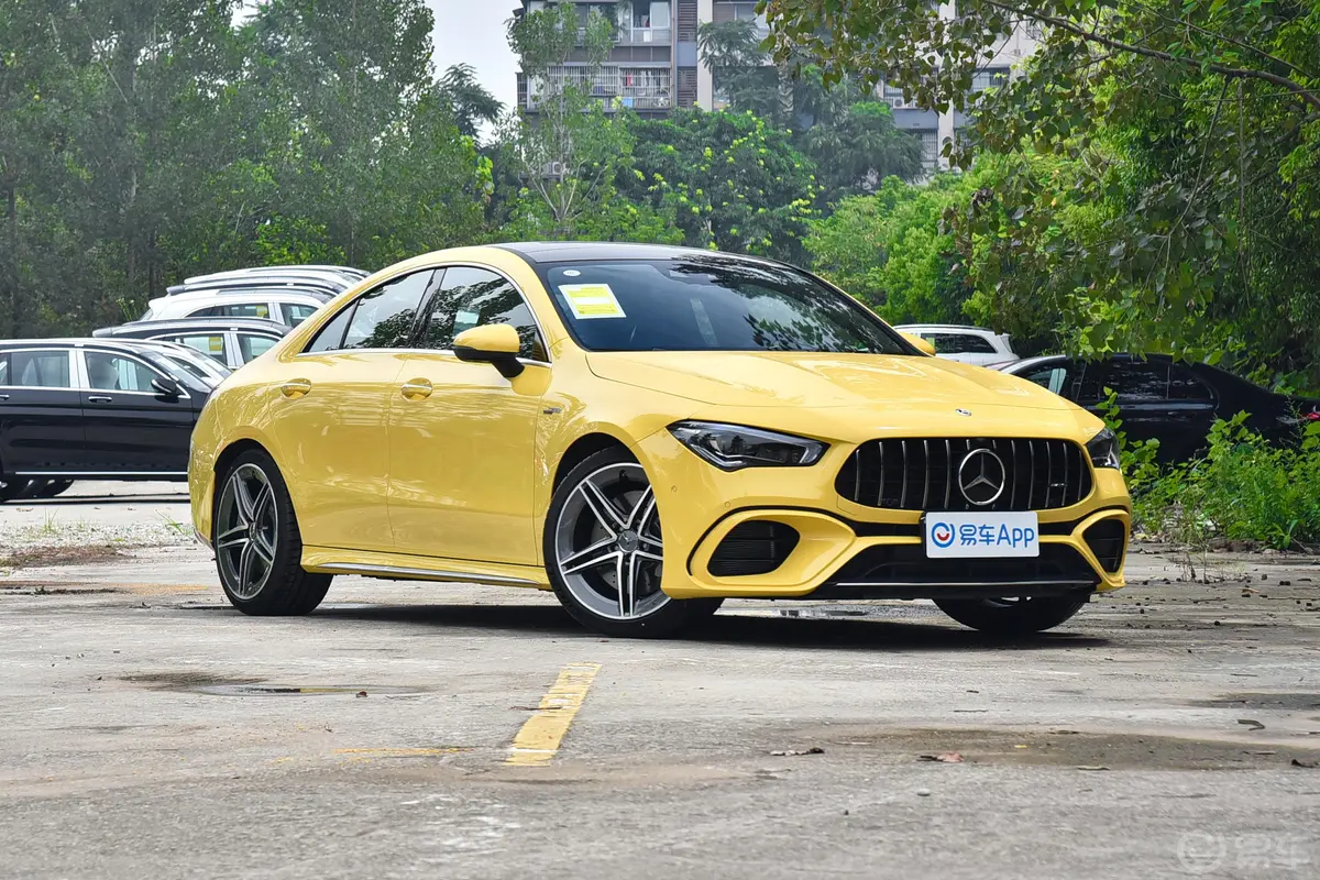 奔驰CLA级 AMGAMG CLA 45 4MATIC+前轮毂造型