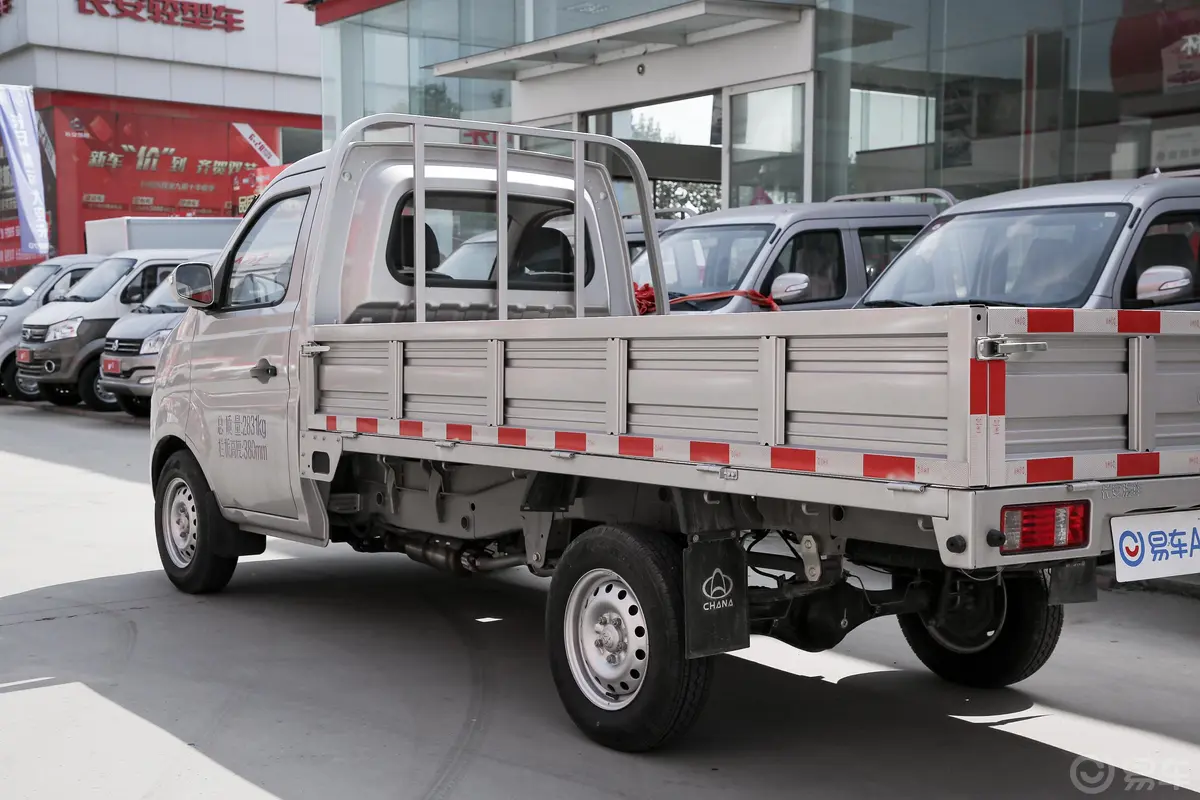 新豹T3载货汽车N1 1.5L 单排单后轮 标准版（5.13米） SC1031TMD6A1 汽油 国VI外观