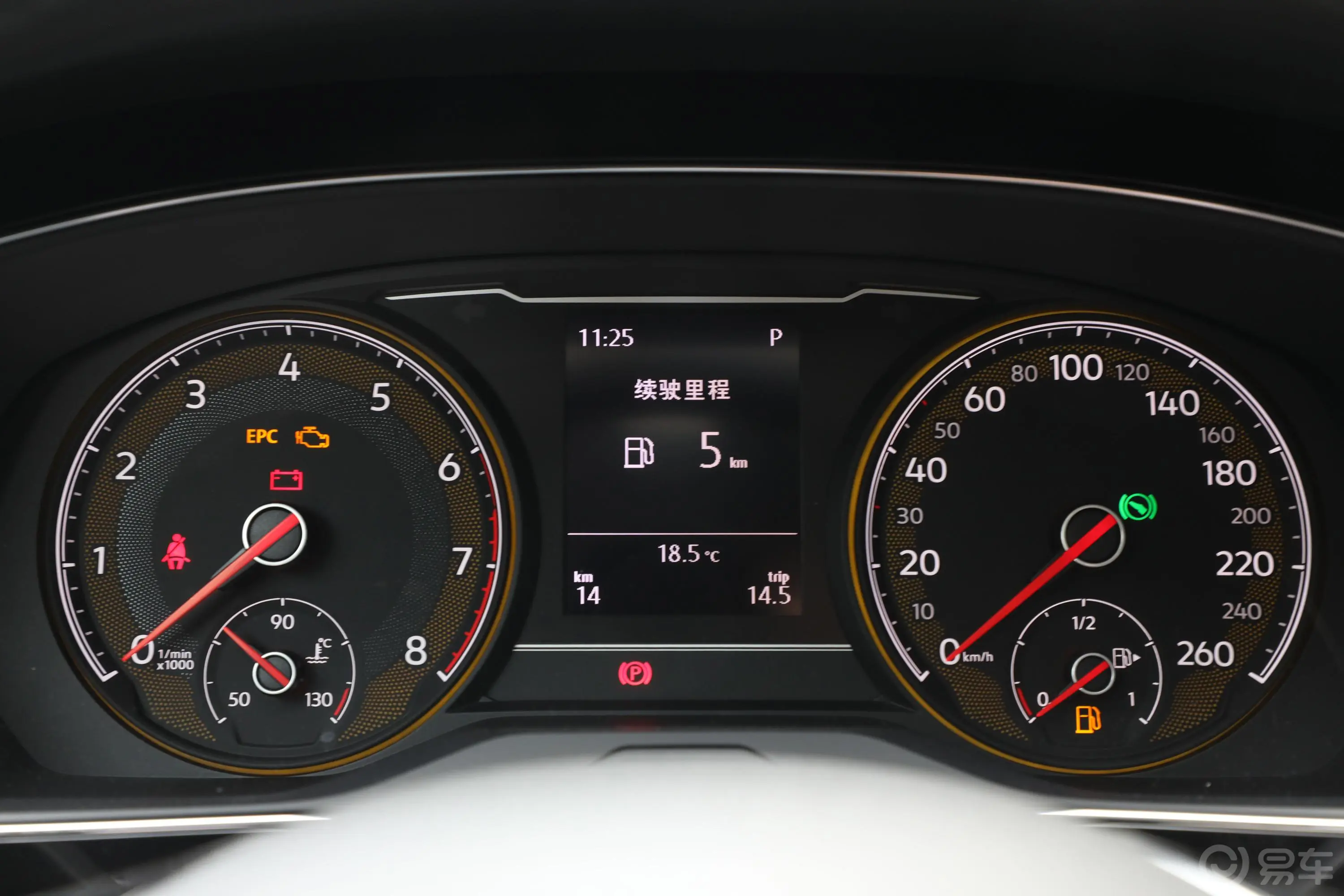 帕萨特改款 330TSI 双离合 精英版 国VI内饰