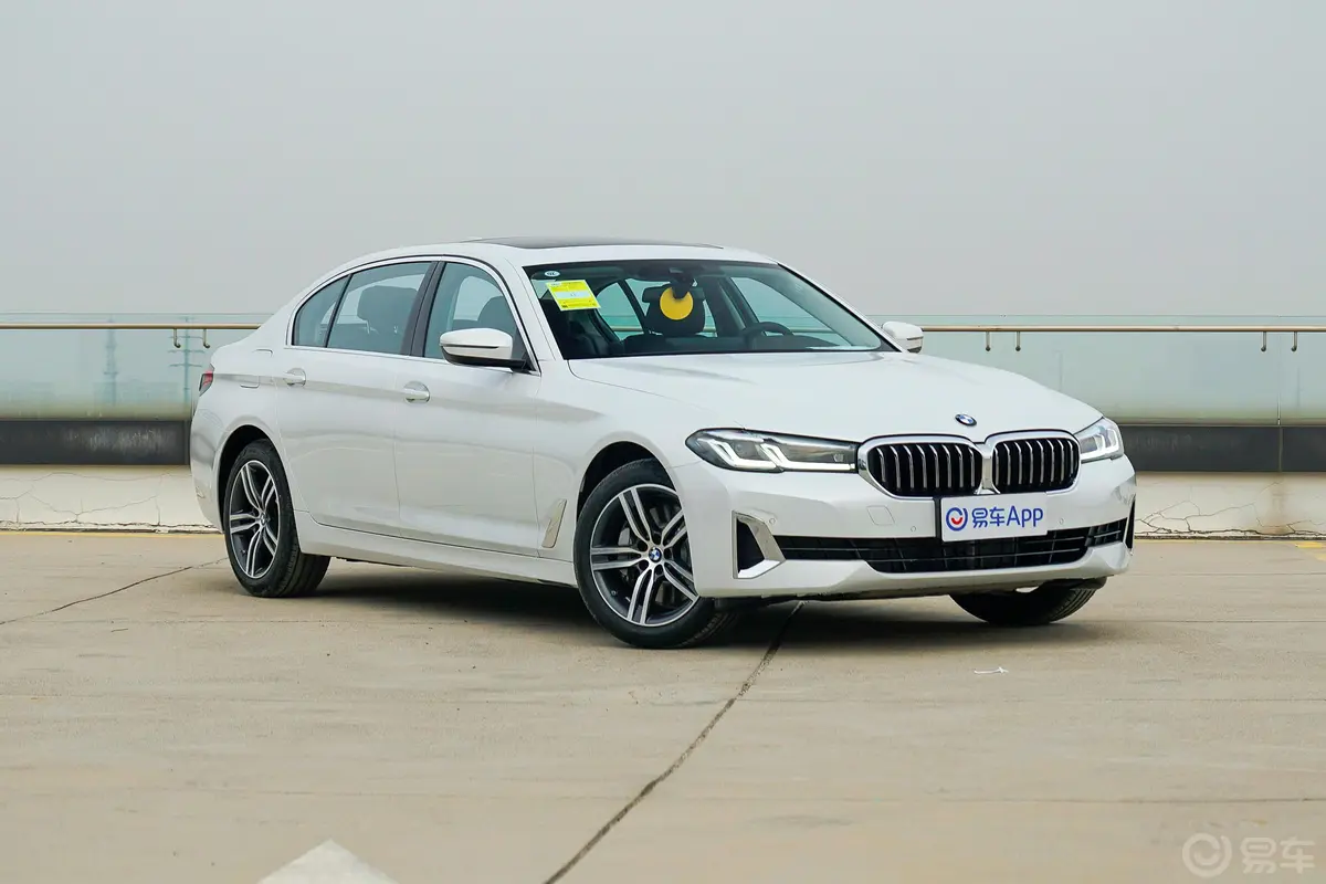 宝马5系530Li xDrive 豪华套装外观