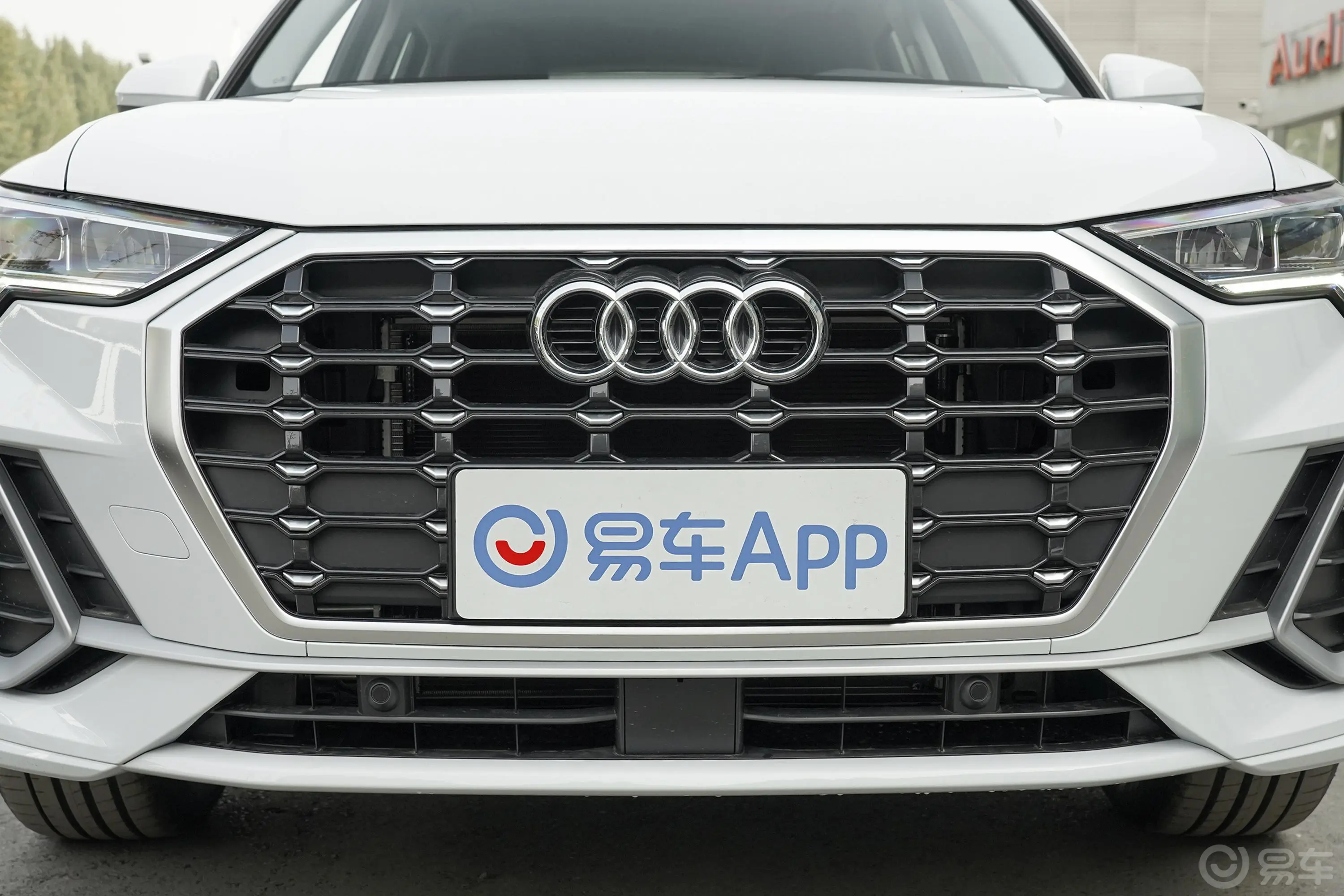 奥迪Q335 TFSI 进取动感型外观