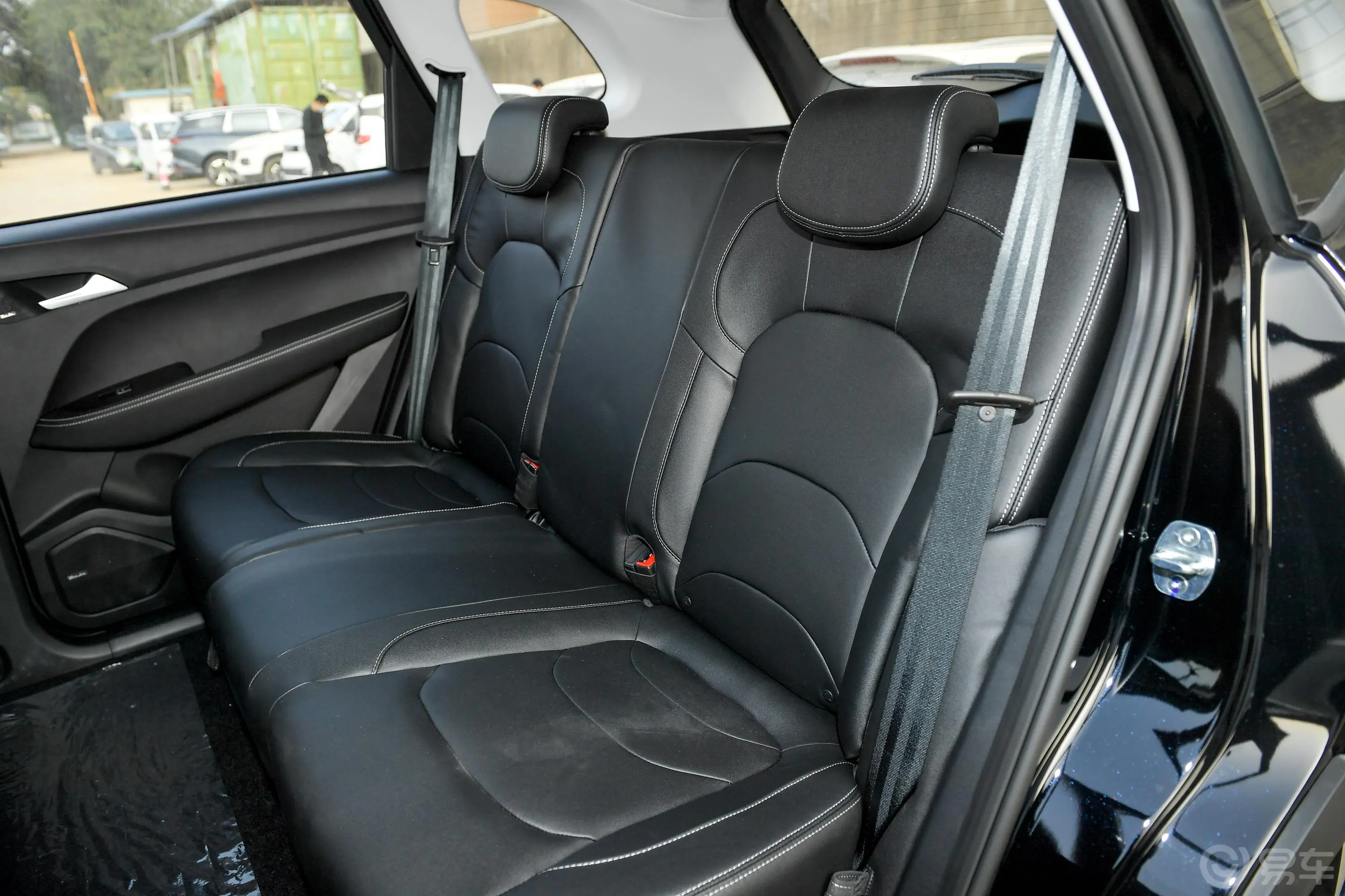 宝骏530全球车周年纪念版 1.5T CVT 豪华型 5座后排座椅