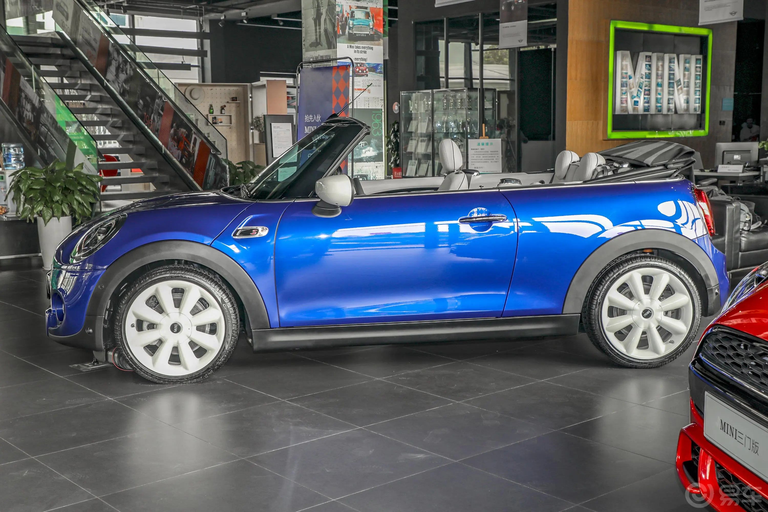 MINI CABRIO2.0T COOPER S CABRIO 艺术家外观